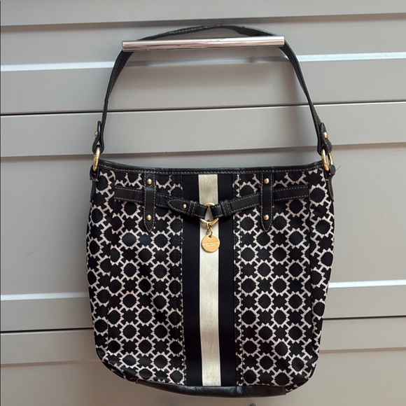 Tommy Hilfiger Handbags - Tommy Hilfiger Black and Cream Purse